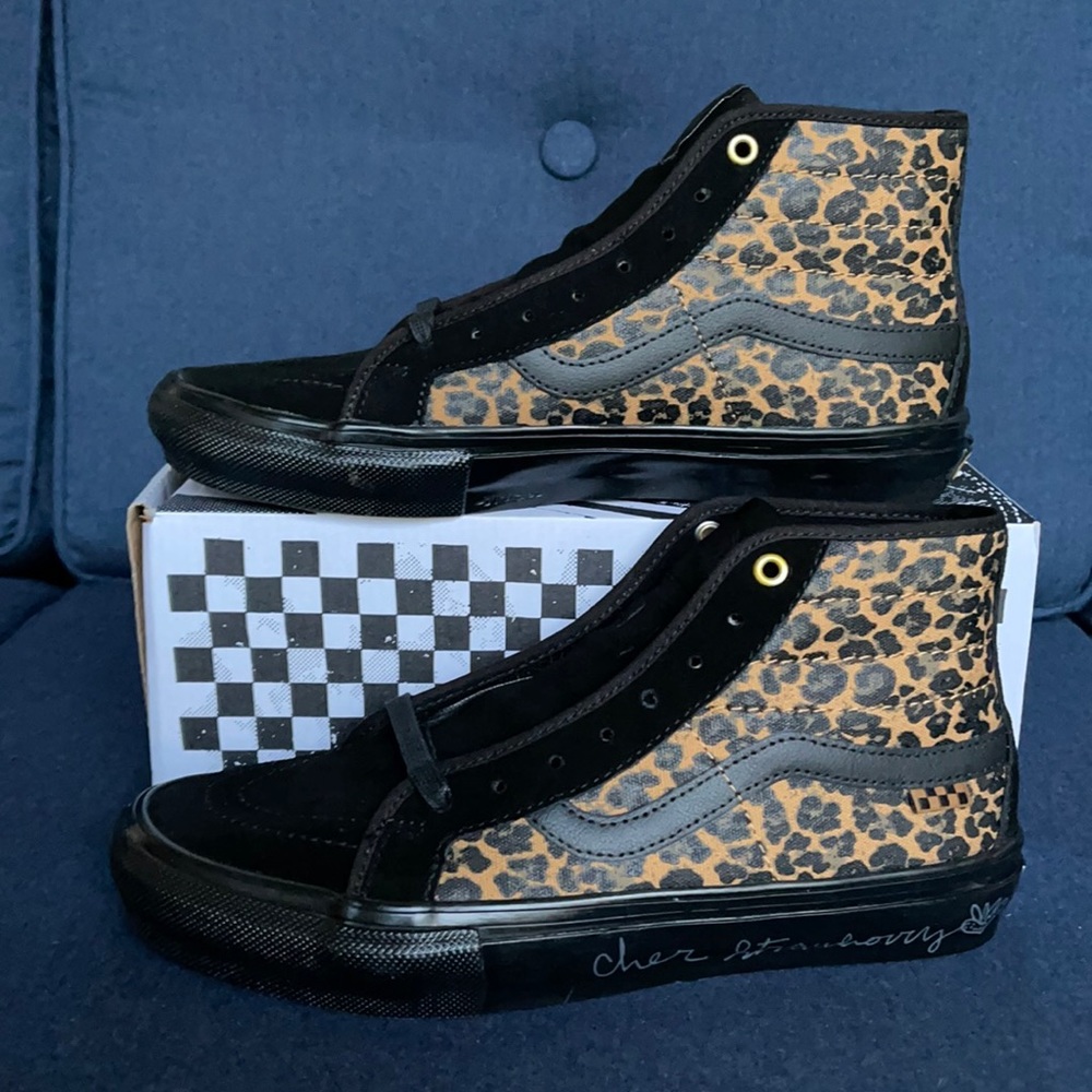 Vans Skate Sk8-Hi Deco Cher Strauberry Cheetah MENS - Picture 4 of 16